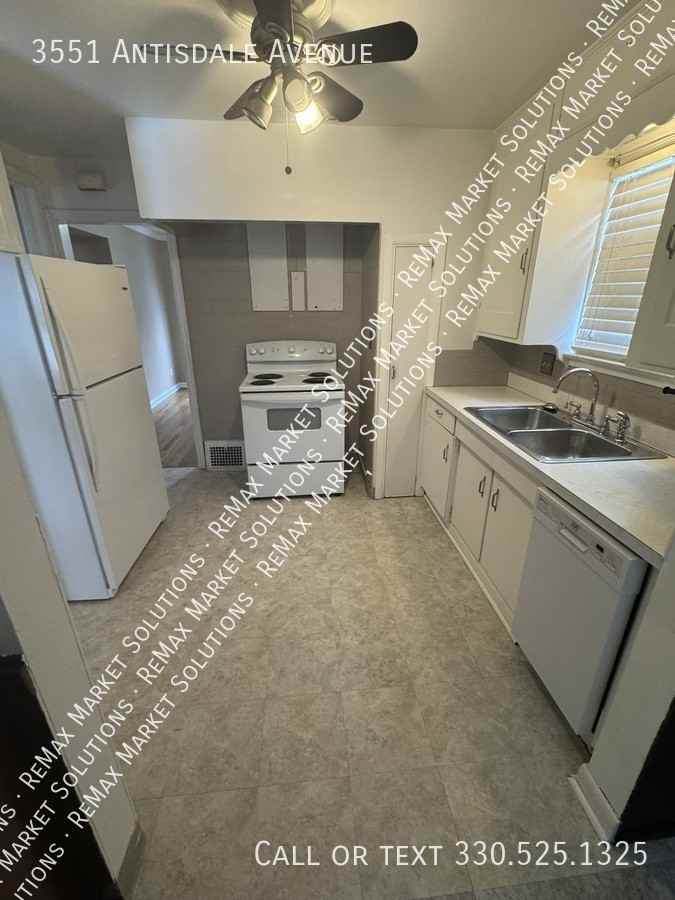 3551 Antisdale Ave - Photo 4 of 13