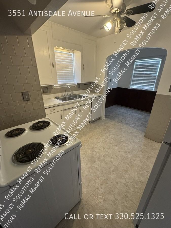 3551 Antisdale Ave - Photo 5 of 13