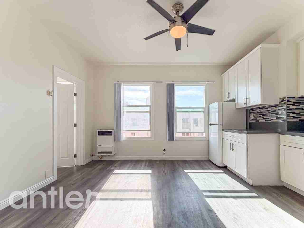 717 S Carondelet St #503