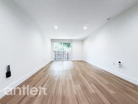 1538 Purdue Ave #404 - Photo 1 of 1