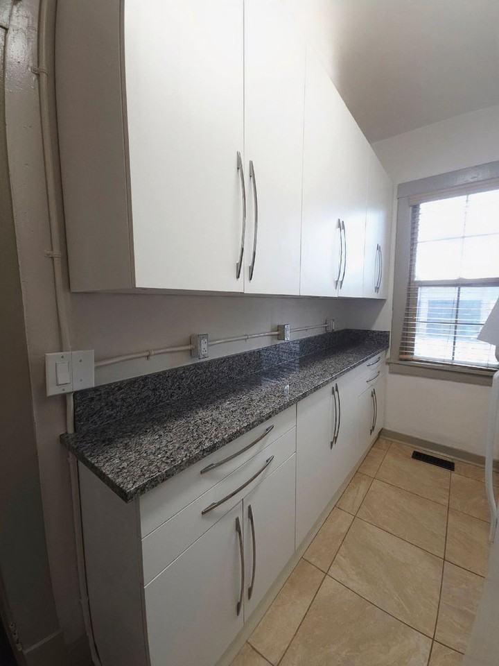 1000 Carteret Ave #3 - Photo 5 of 32