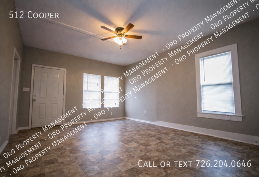 512 Cooper St - Photo 4 of 14