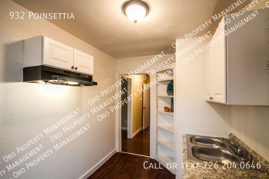 932 Poinsettia - Photo 6 of 20