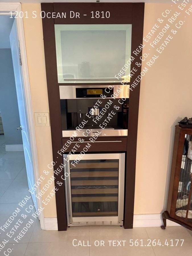 1201 S Ocean Dr #1810 - Photo 3 of 4