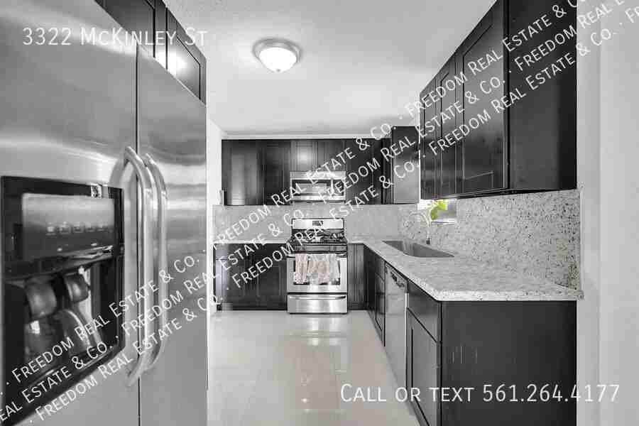 3322 Mckinley St - Photo 7 of 11