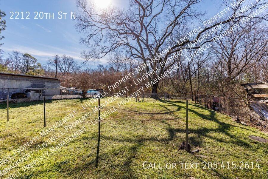 2212 20th St N - Photo 5 of 19