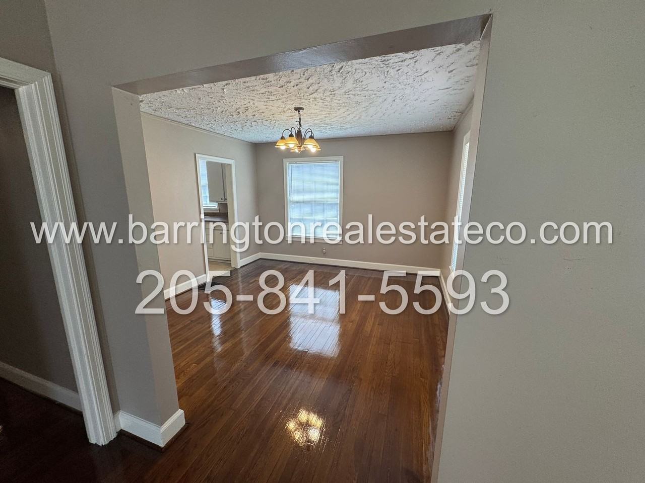 915 6th St W - Photo 3 of 6