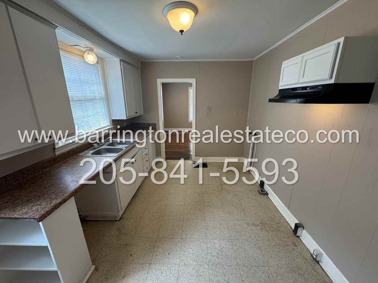 915 6th St W - Photo 4 of 6