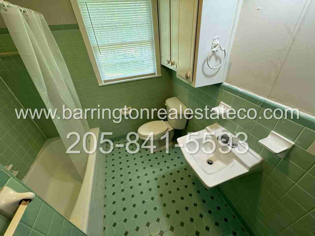 1237 Linwood St - Photo 5 of 6