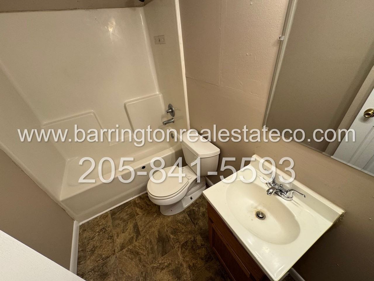 931 Dartmouth Ave - Photo 4 of 4