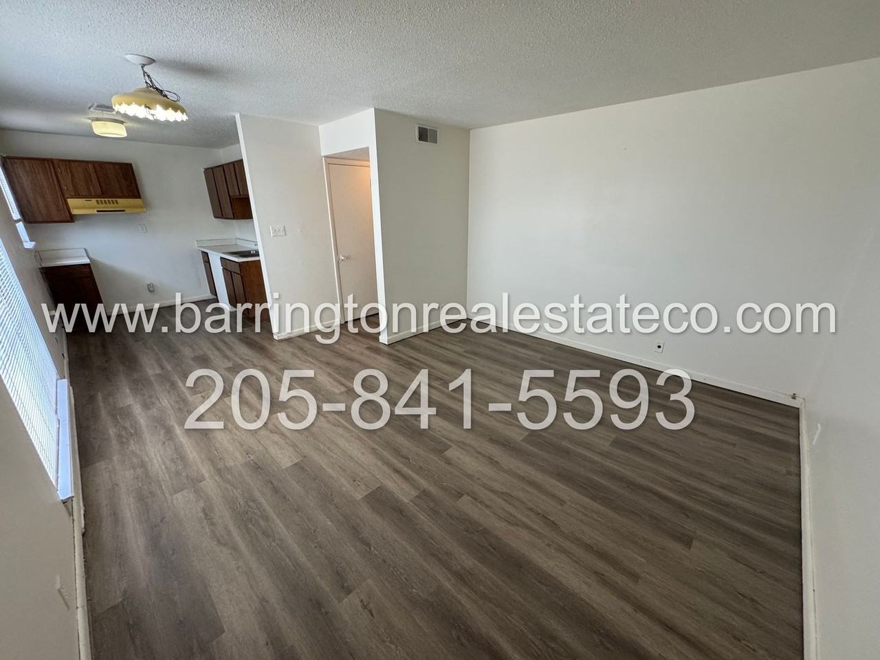 1120 Hall St #C - Photo 2 of 4