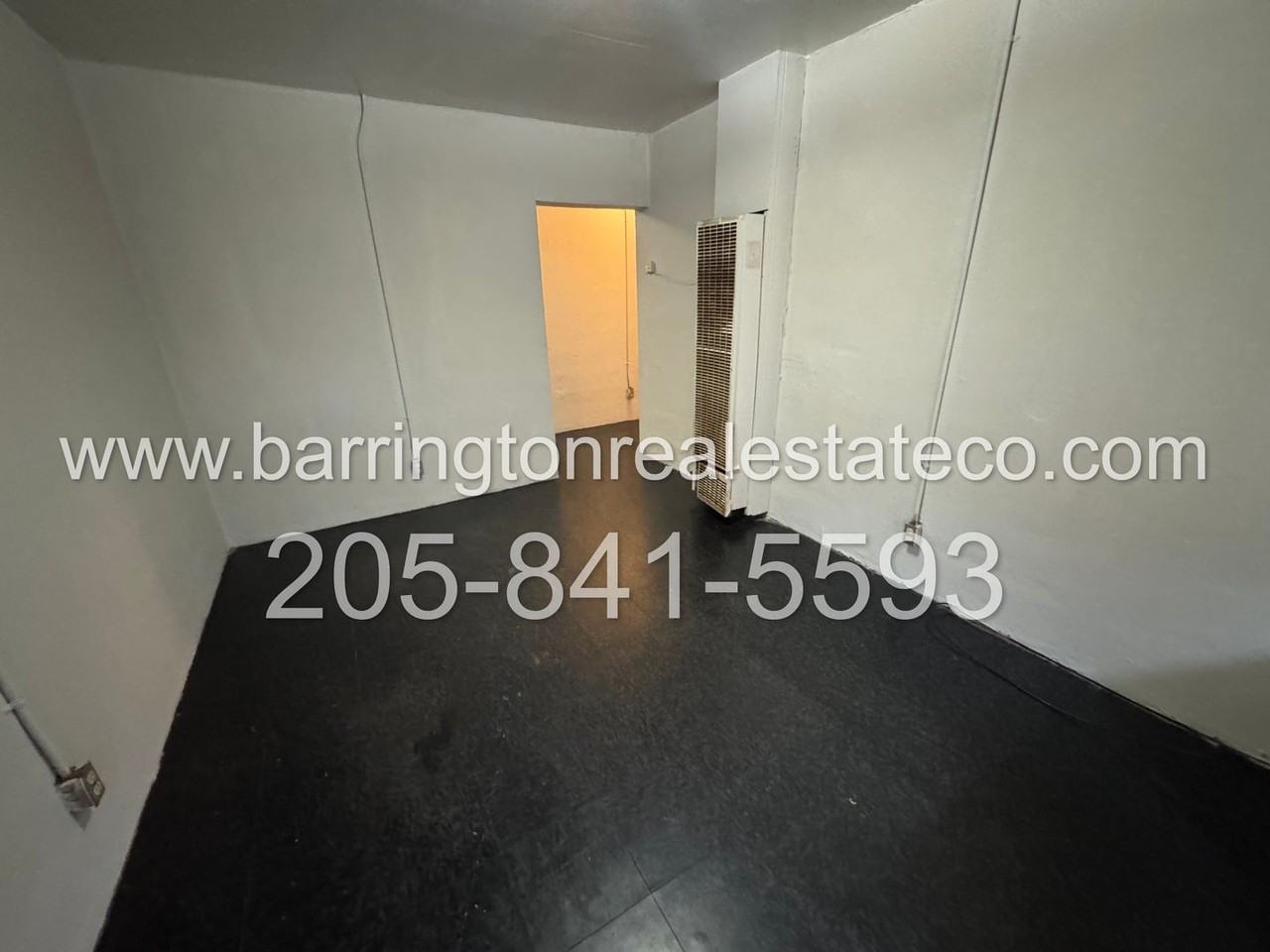 337 Iota Ave S #B - Photo 2 of 6