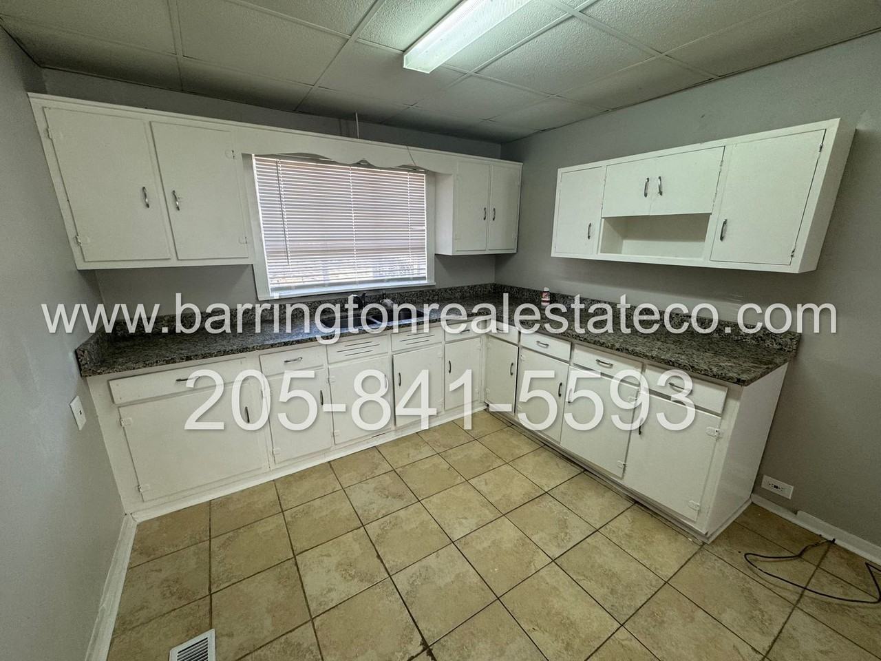 1521 Cherry Ave - Photo 3 of 5