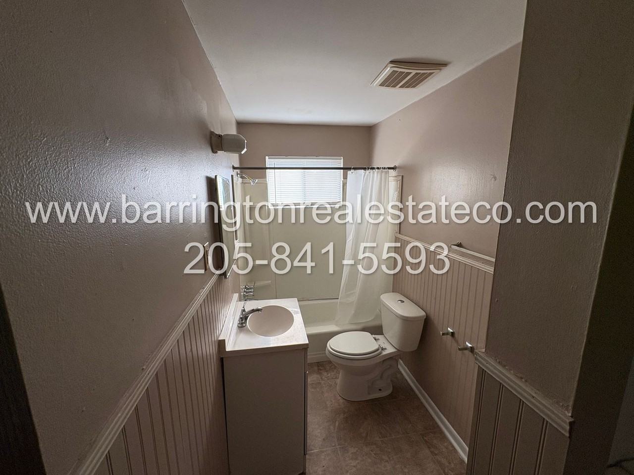 3015 Avenue C - Photo 4 of 4