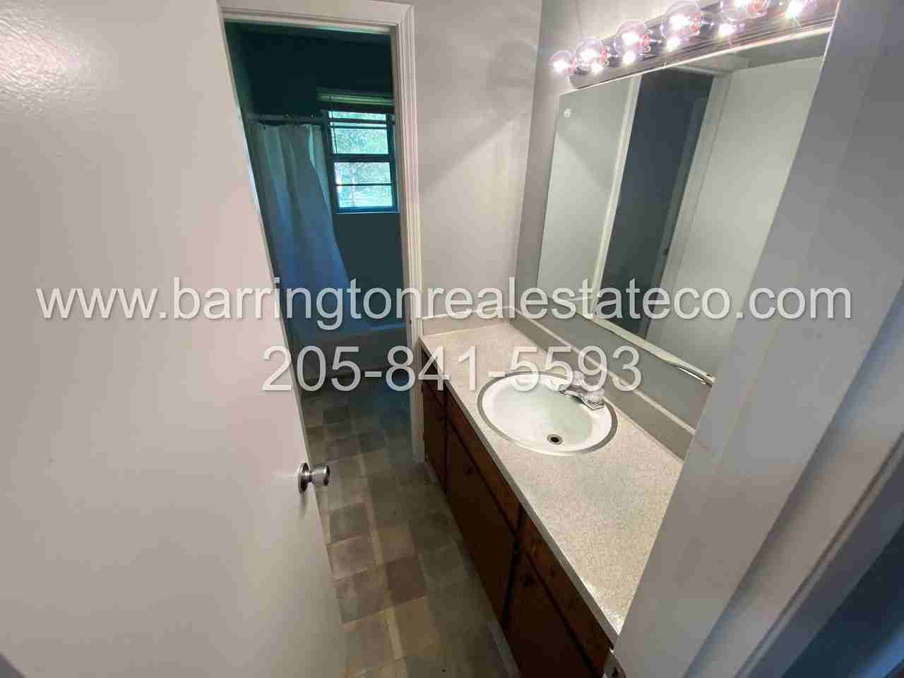 1743 6th St Nw - Photo 4 of 5