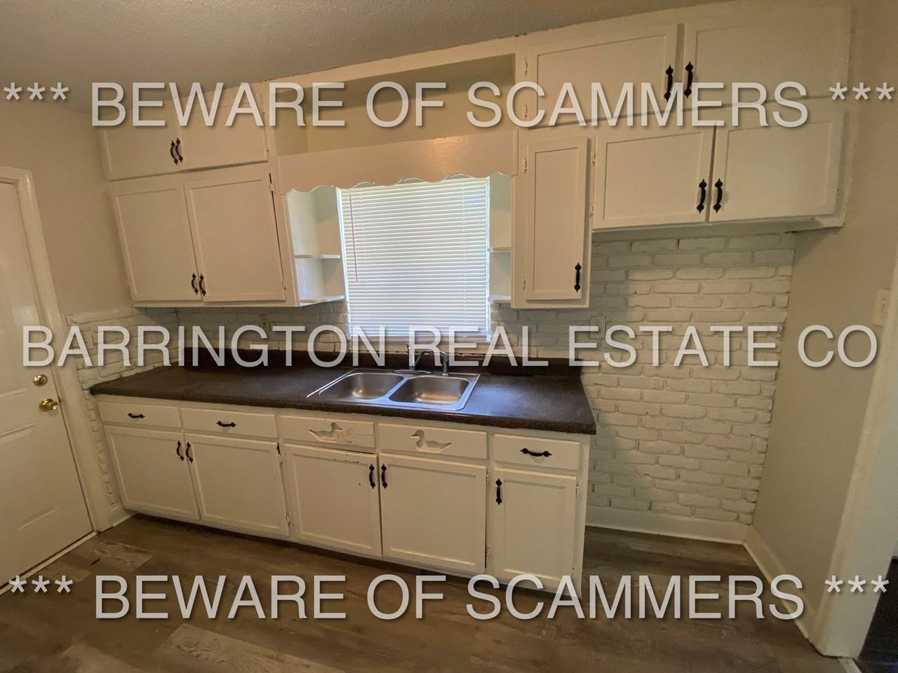 8242 Vassar Ave - Photo 4 of 5