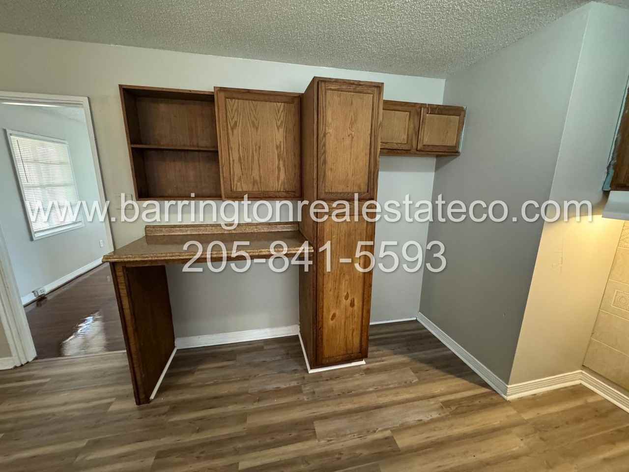 216 Sanford Dr - Photo 4 of 7