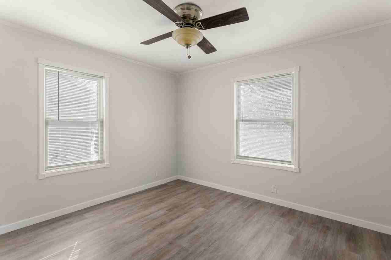 724 Northwood Dr - Photo 6 of 21