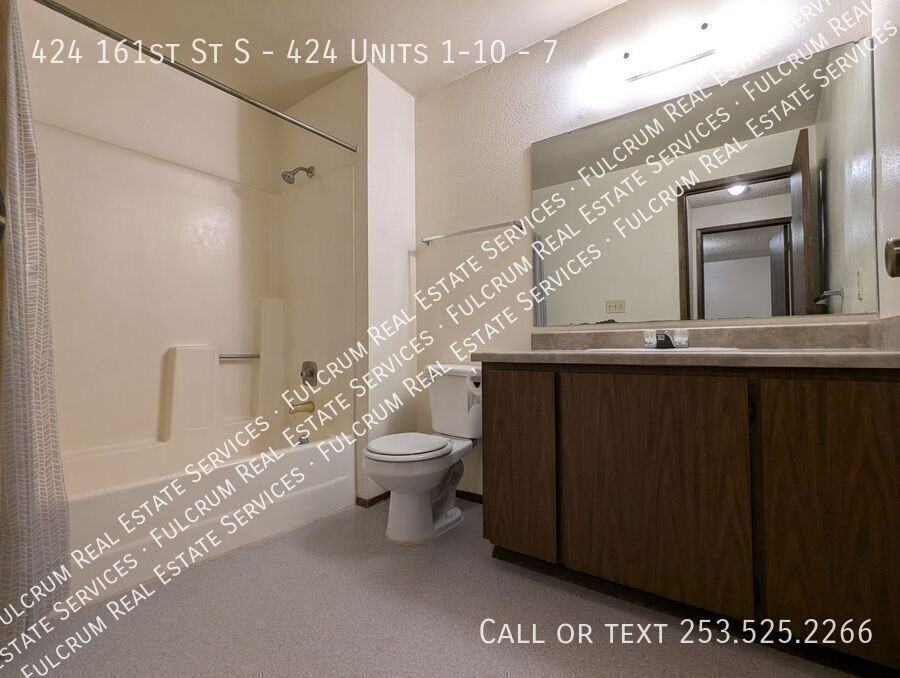 424 161st St S - 424 Units 1-10 #7 - Photo 6 of 28