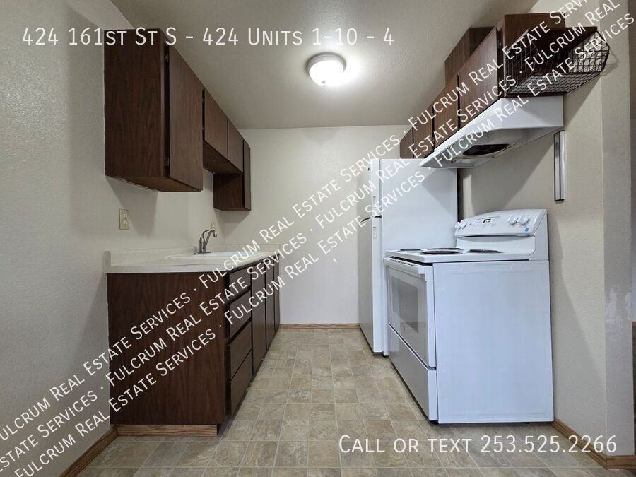 424 161st St S - 424 Units 1-10 #4 - Photo 4 of 28