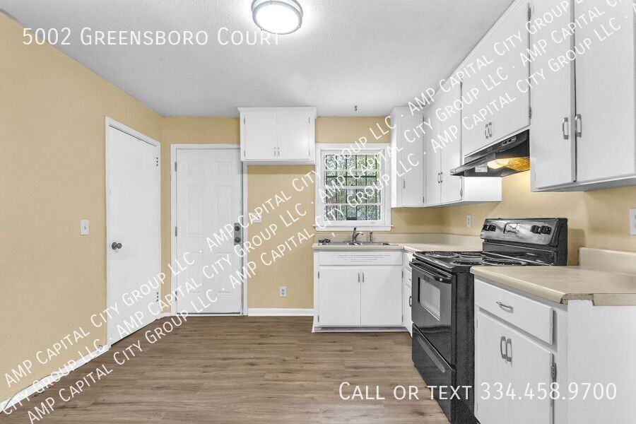 5002 Greensboro Ct - Photo 3 of 15