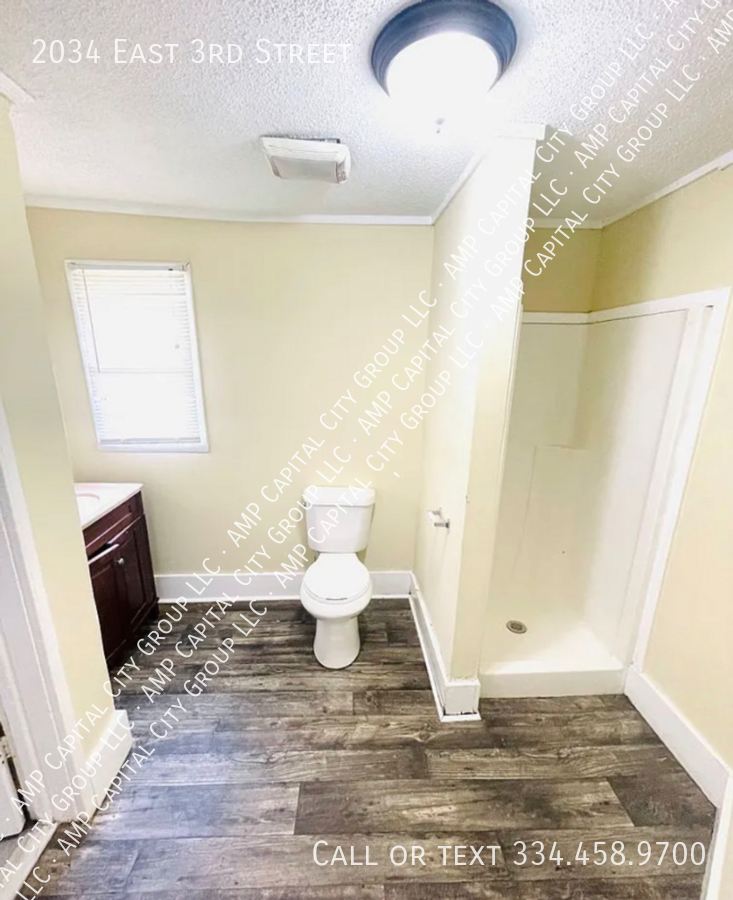 2034 E 3rd St - Photo 2 of 10