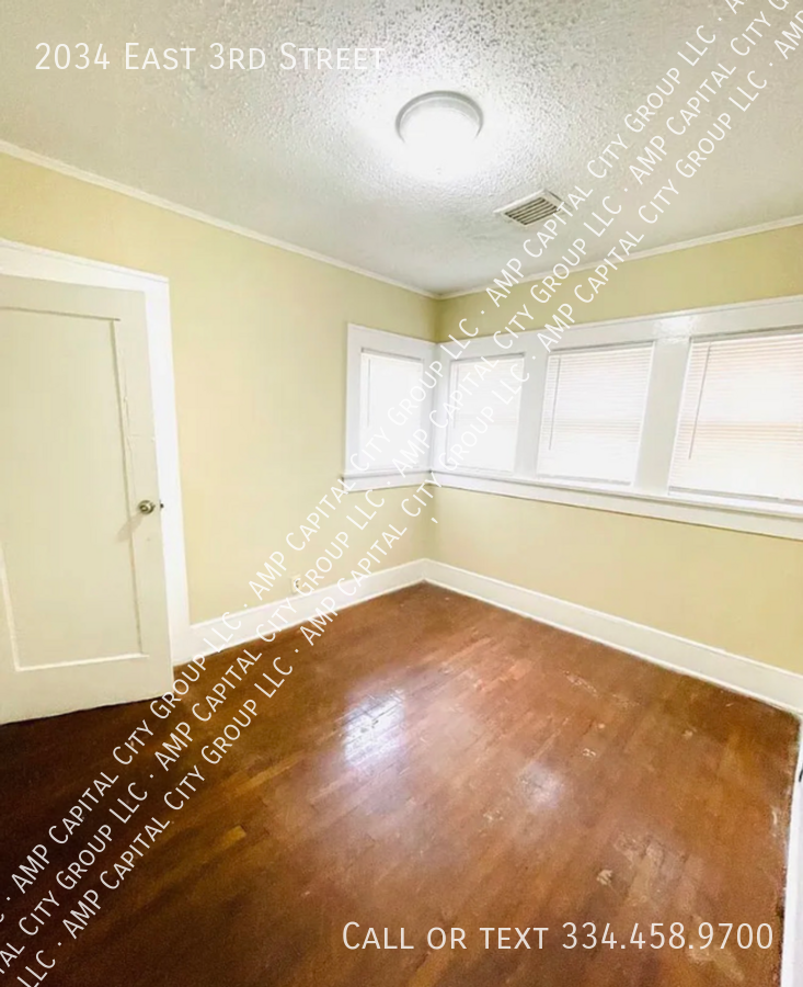 2034 E 3rd St - Photo 5 of 10