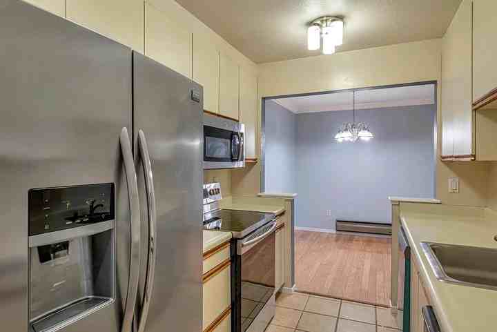 920 Mission Rd #3 - Photo 7 of 24