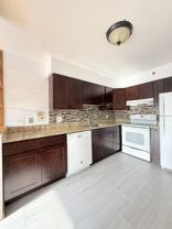 Oakwood Ave & S River Rd - Photo 1 of 1