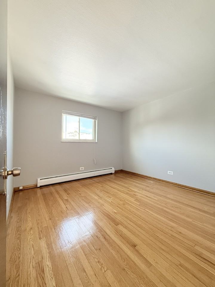 Oakwood Ave & S River Rd - Photo 7 of 20