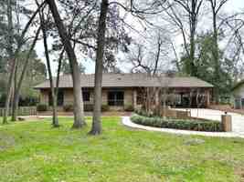 featured image of 1456 Nottingham Dr Se