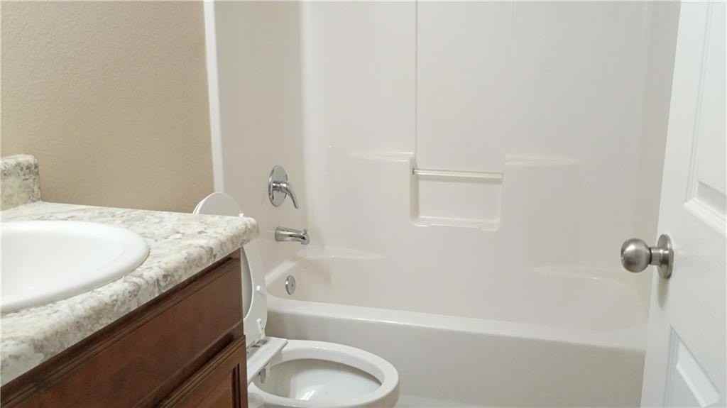 905 Sw Loudon Dr - Photo 5 of 30