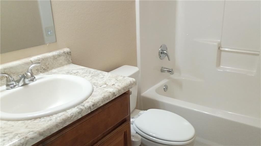 905 Sw Loudon Dr - Photo 6 of 30