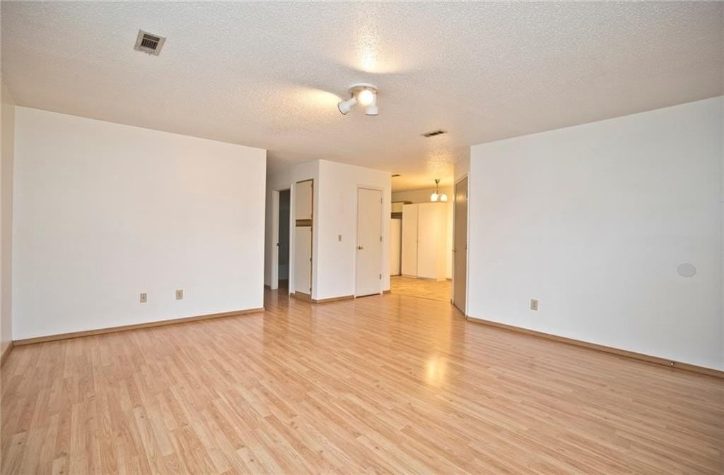 5905 Sara St #A - Photo 4 of 16