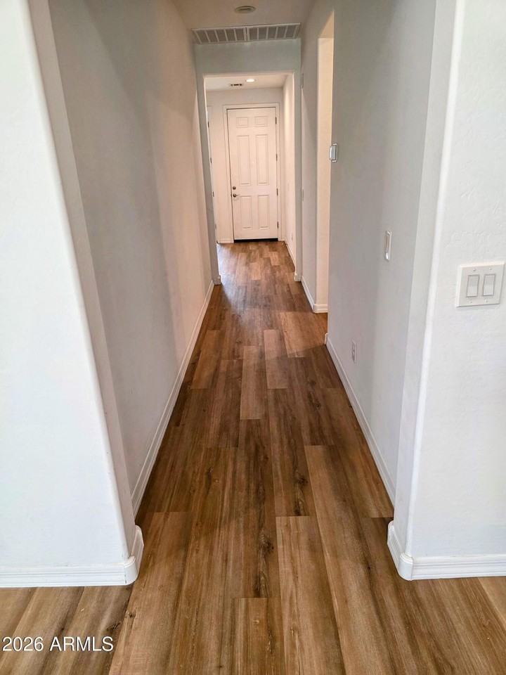 6736 W Discovery Dr - Photo 5 of 14