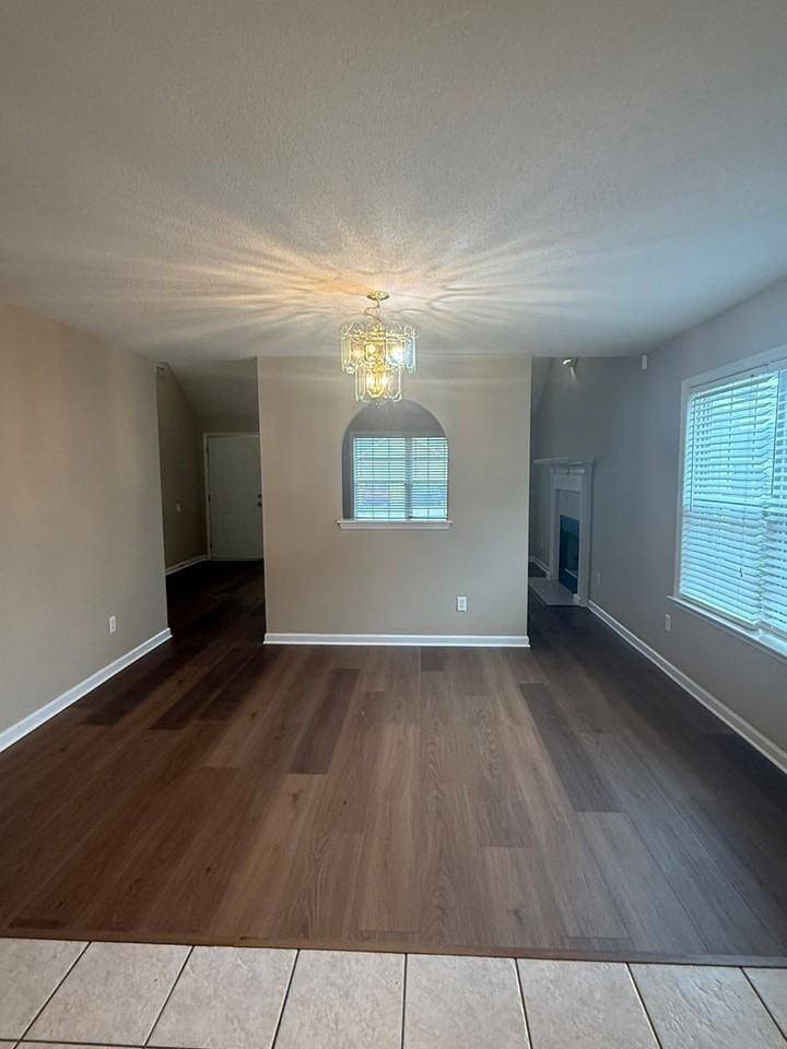 96 Oak St - Photo 4 of 15