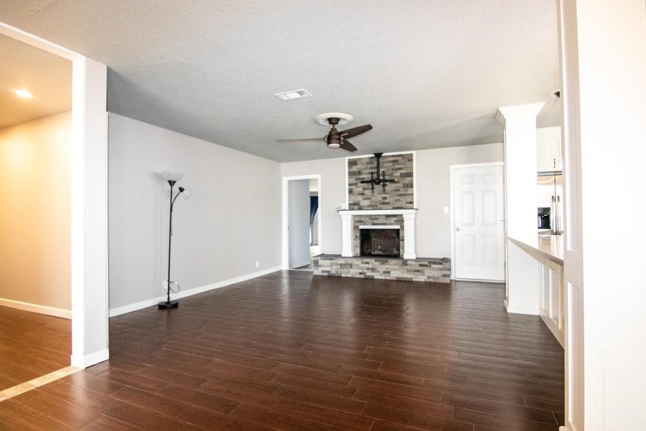 7575 Chelsea Pl - Photo 5 of 28