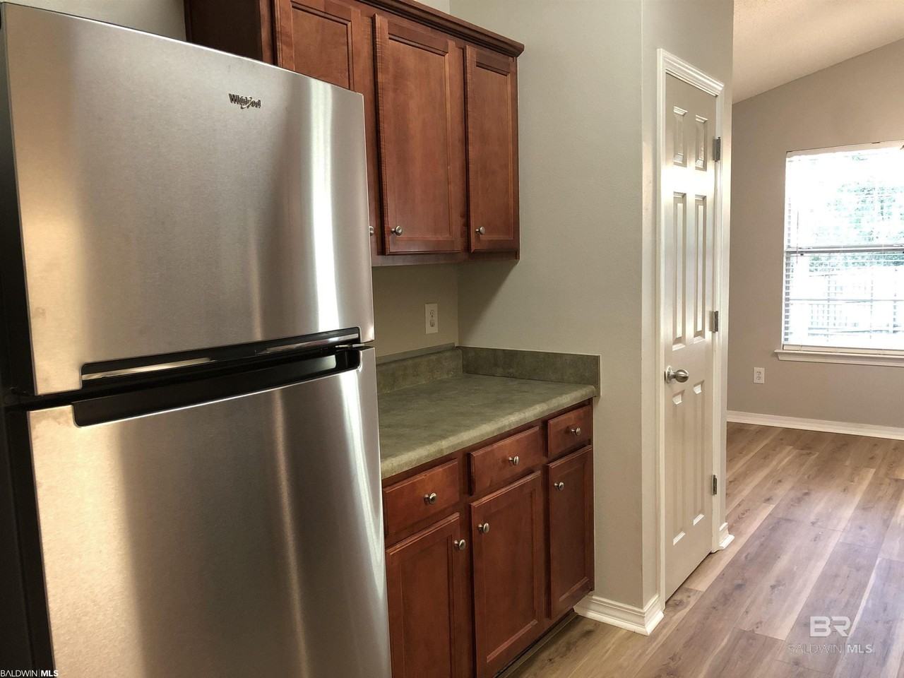 9839 Hollowbrook Ave - Photo 3 of 29