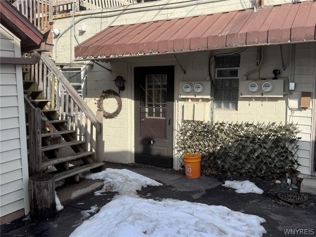 10761 Main St Apt 5 - Photo 6 of 20