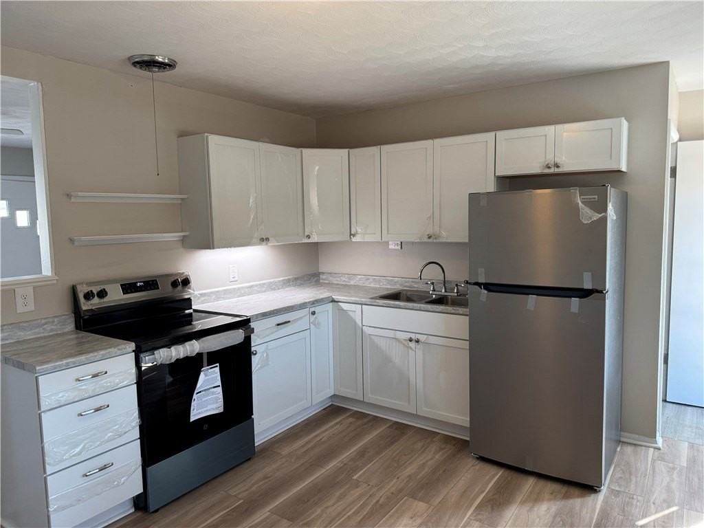 2387 Corning Rd - Photo 2 of 9