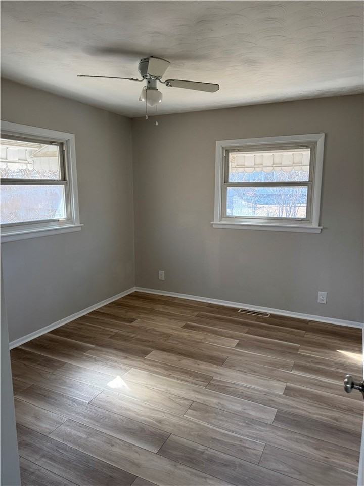 2387 Corning Rd - Photo 6 of 9