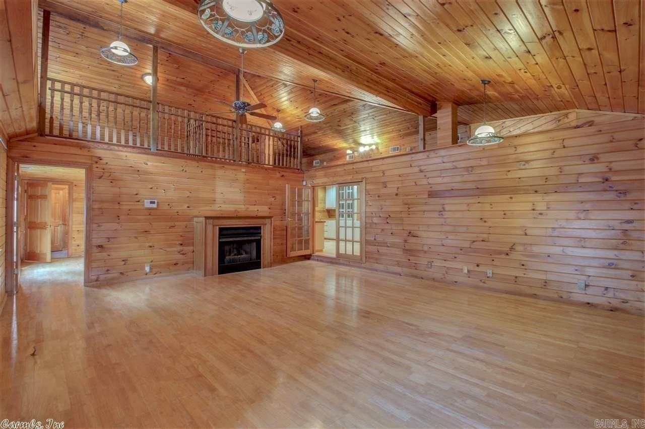 1310 Dunn Cir - Photo 2 of 9