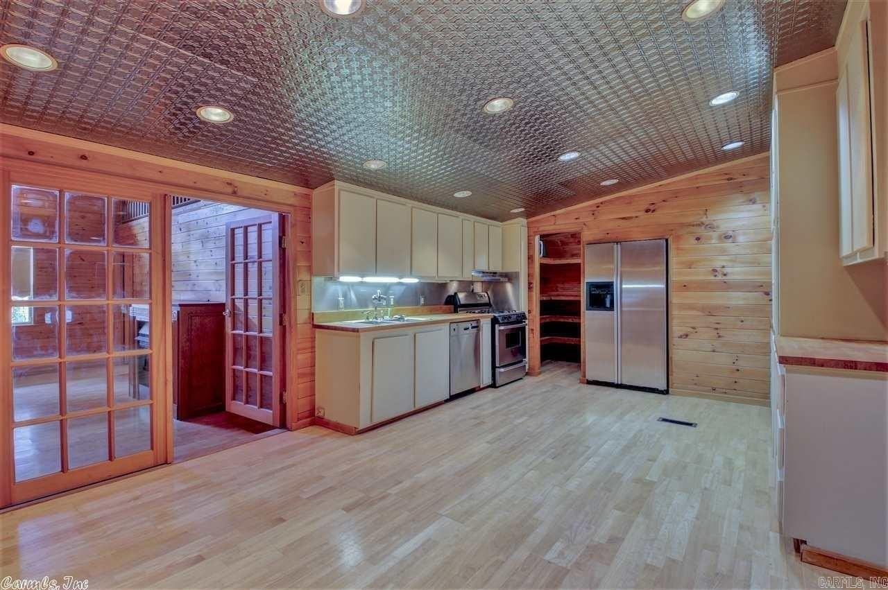 1310 Dunn Cir - Photo 3 of 9