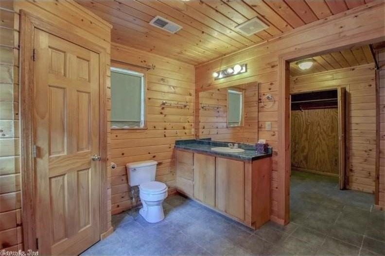 1310 Dunn Cir - Photo 7 of 9