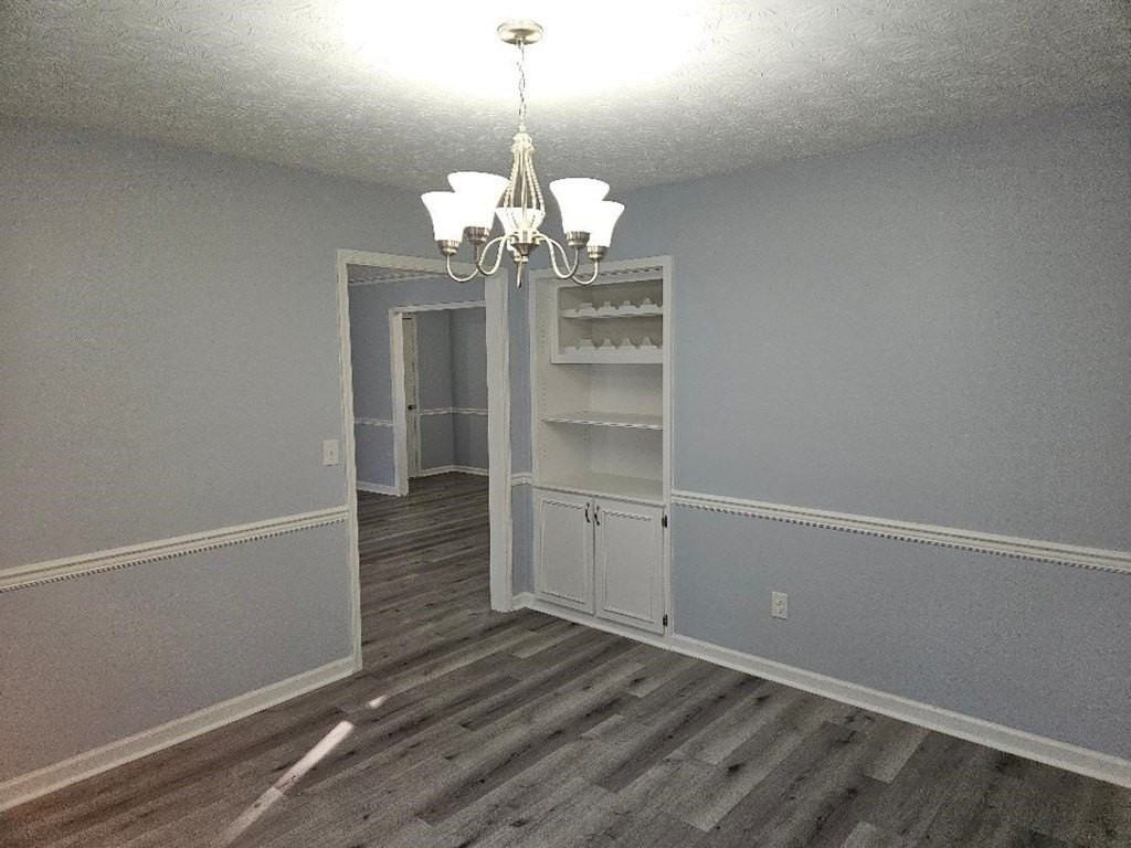 7331 Stillcreek Ct - Photo 4 of 17