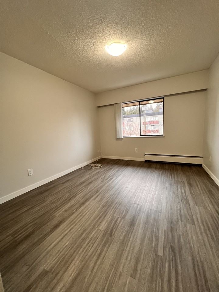 Bakerview Apartments - Photo 7 of 29