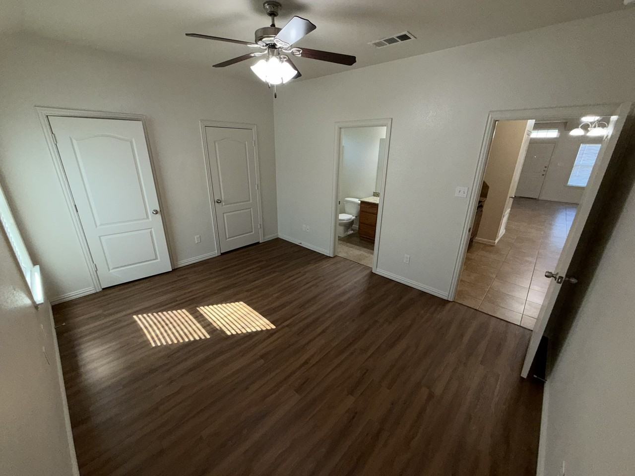 8219 Saddle Brook Drive #B - Photo 6 of 17