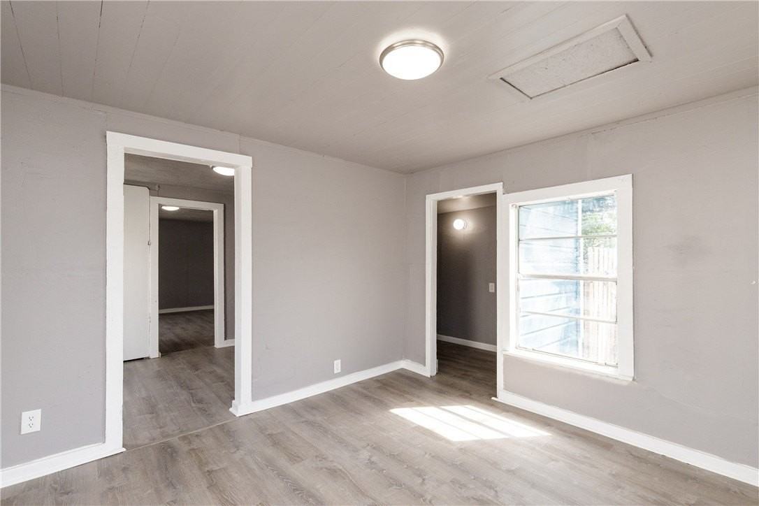 620 Eleanor St - Photo 3 of 25