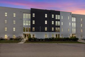 featured image of 5339 Highpointe Lakes Dr Unit 301