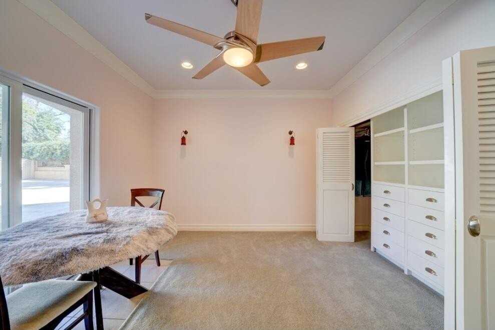 1377 Knoll Rd - Photo 5 of 10